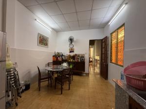 Bán nhà đẹp giá rẻ ngay Quốc Lộ 13, hẻm ô tô 5m, view sông SG, Hiệp Bình Phước. DT 55M2. Gía chỉ 7.x tỷ (x cực học sinh), còn thương lượng